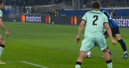 半场：亚特兰大1-0毕尔巴鄂竞技，斯卡马卡建功，CDK中柱